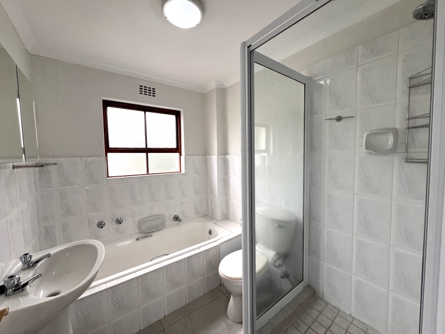 To Let 2 Bedroom Property for Rent in Parklands Western Cape